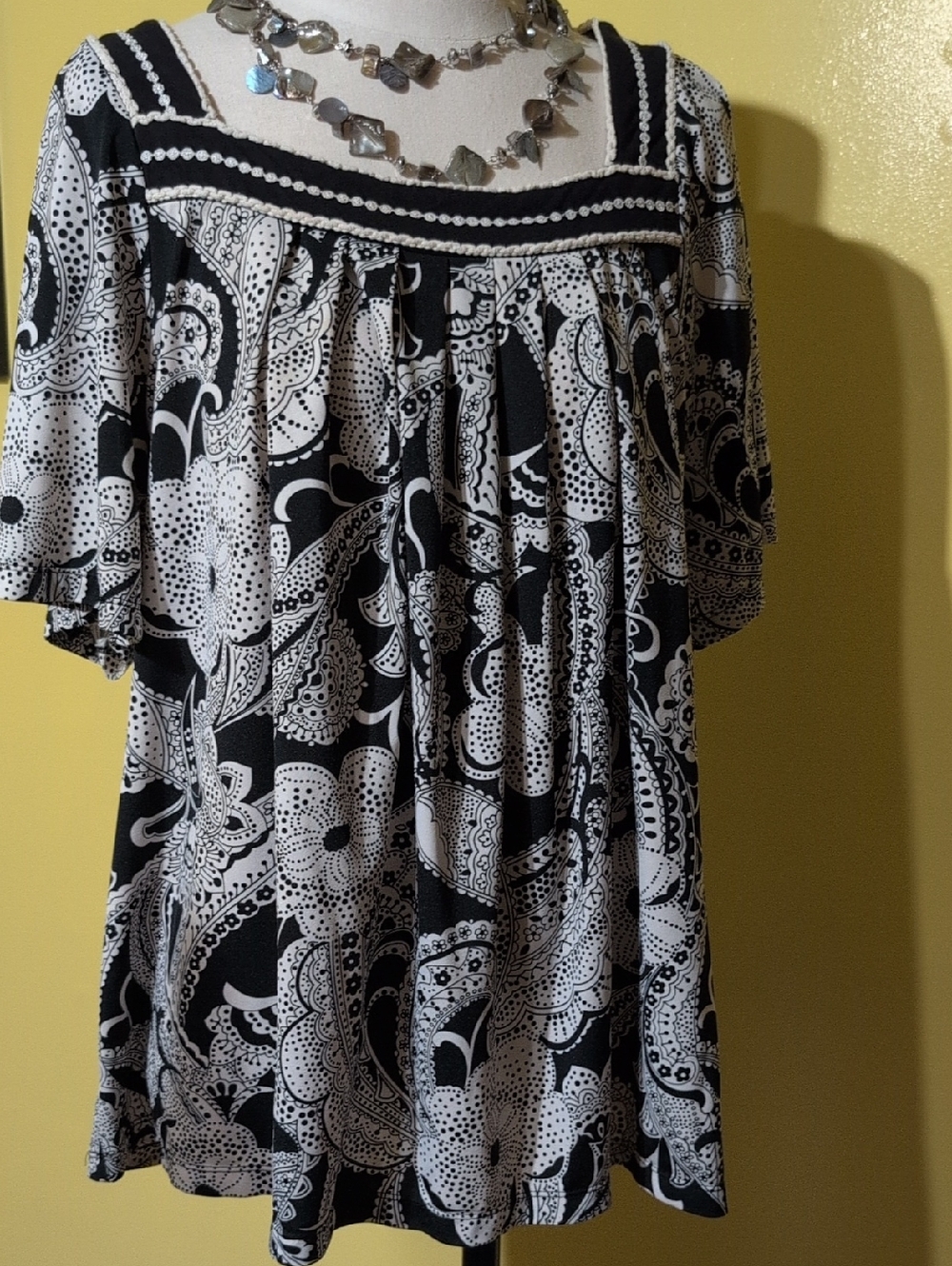 August Silk Monochrome Paisley Blouse